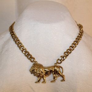 GOLD LION NECKLACE